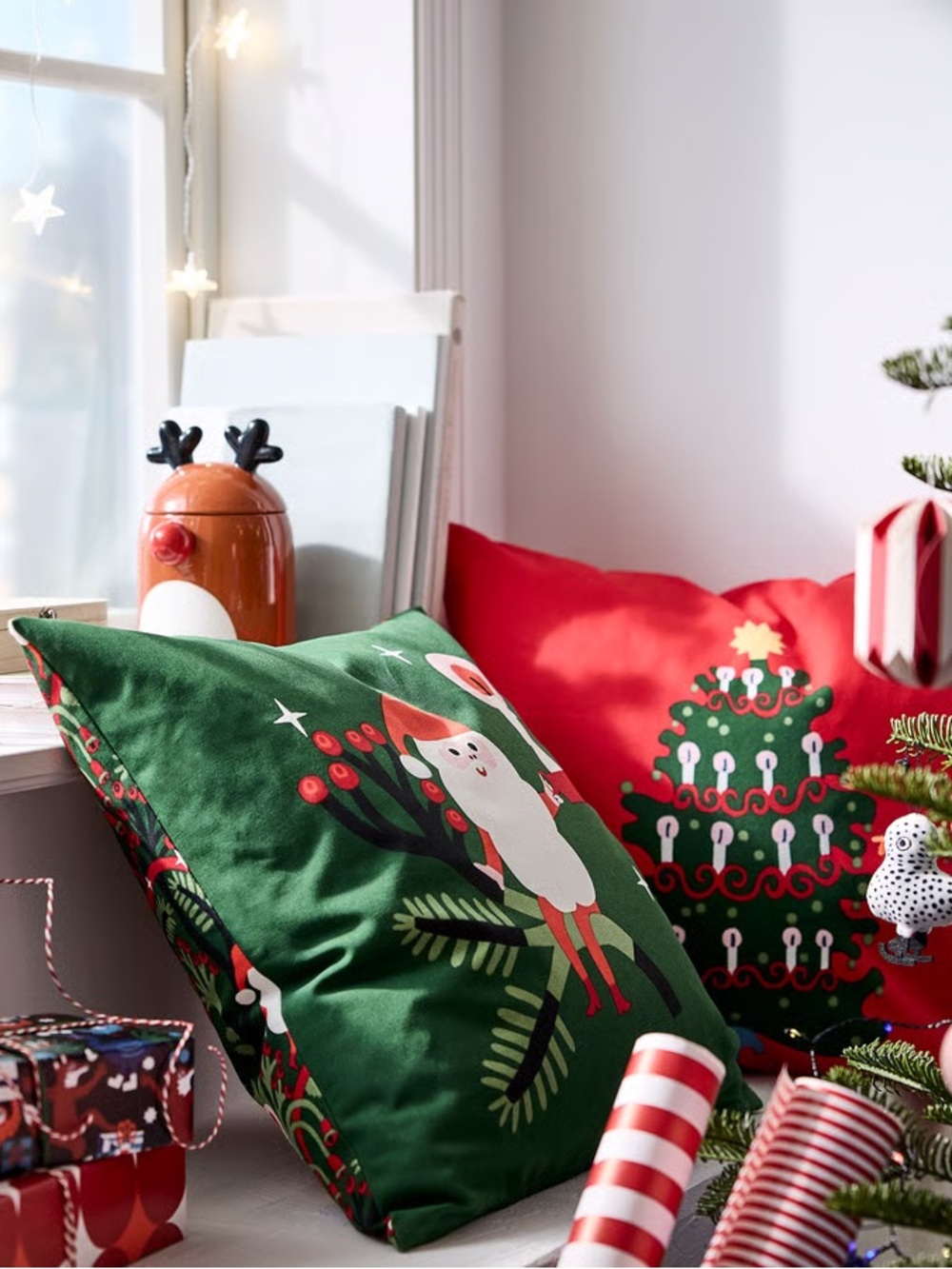 Holiday Decorative Throw Pillow Set - Green & Red
